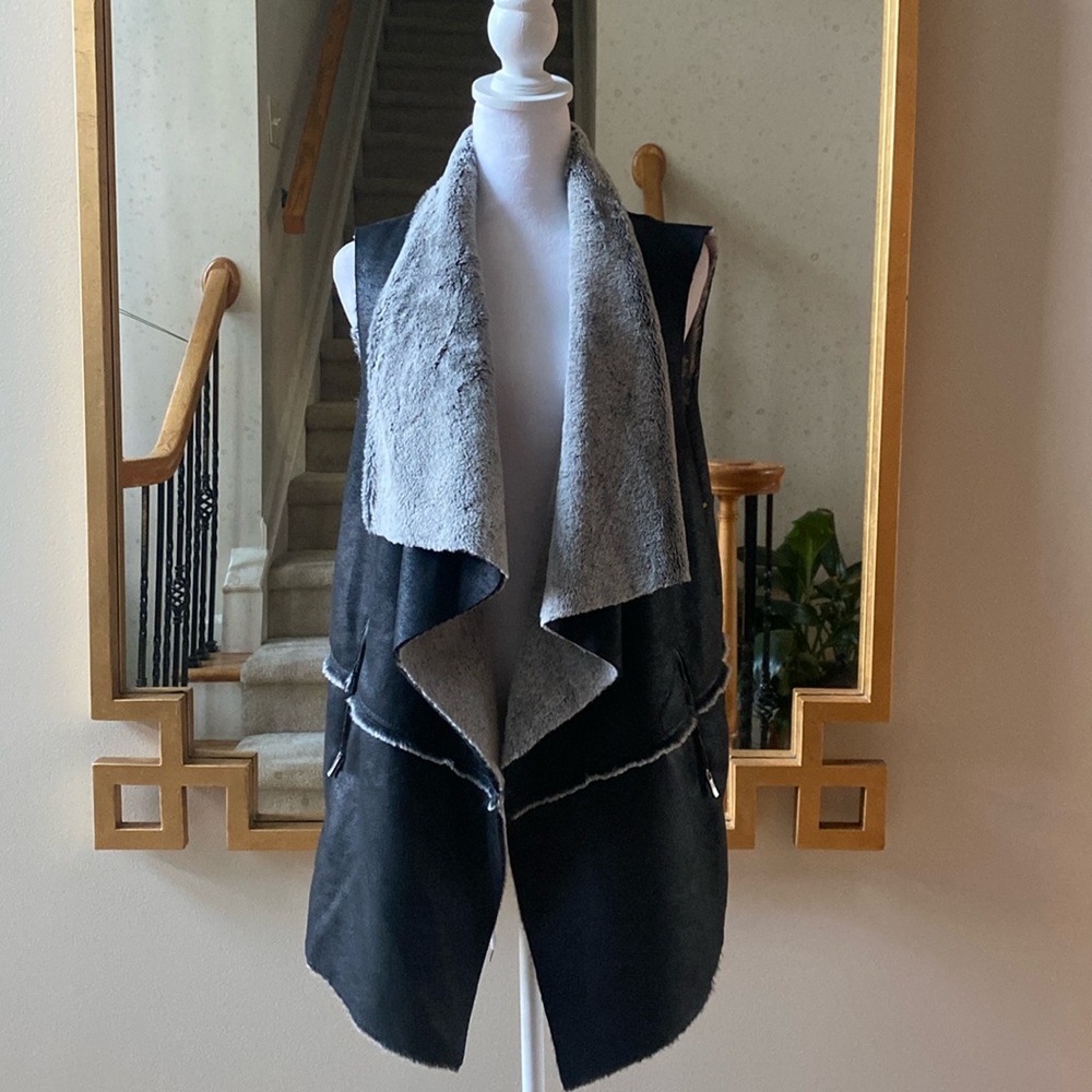 Jones New York Signature Woman Faux Leather Asymmetrical Vest